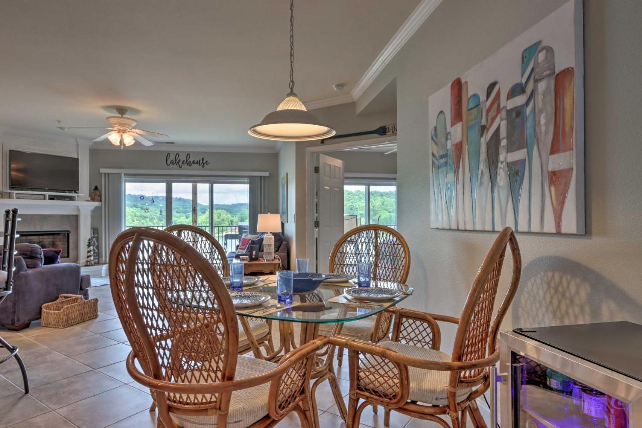 Lakefront Ozark Condo With Balcony And Seasonal Pool! Кемндентон Екстер'єр фото