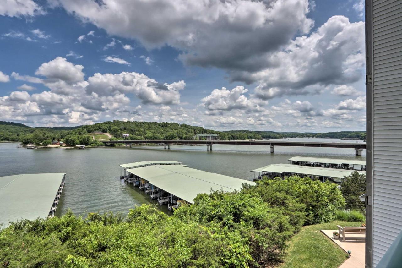Lakefront Ozark Condo With Balcony And Seasonal Pool! Кемндентон Екстер'єр фото